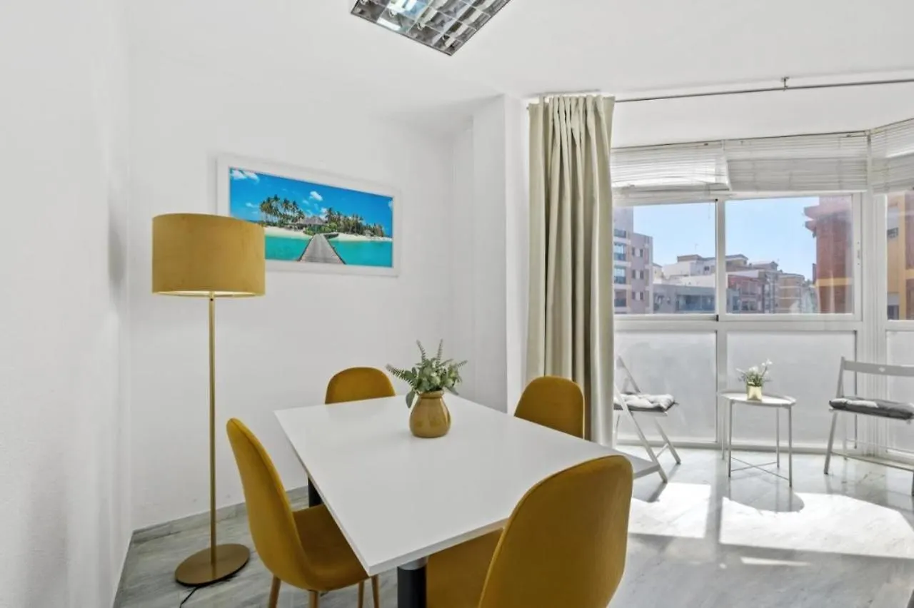 Apartamento Luminoso Cuarteles By Greensol Homes Malaga